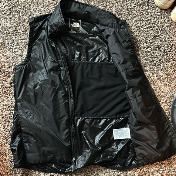 North face package insulated vest - Picture 2 of 4